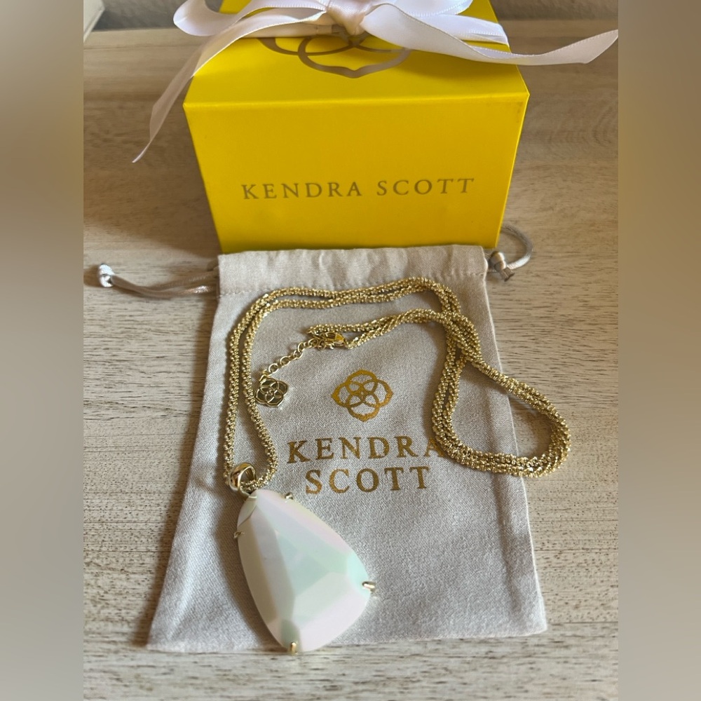 Kendra Scott Sandra Iridescent Necklace